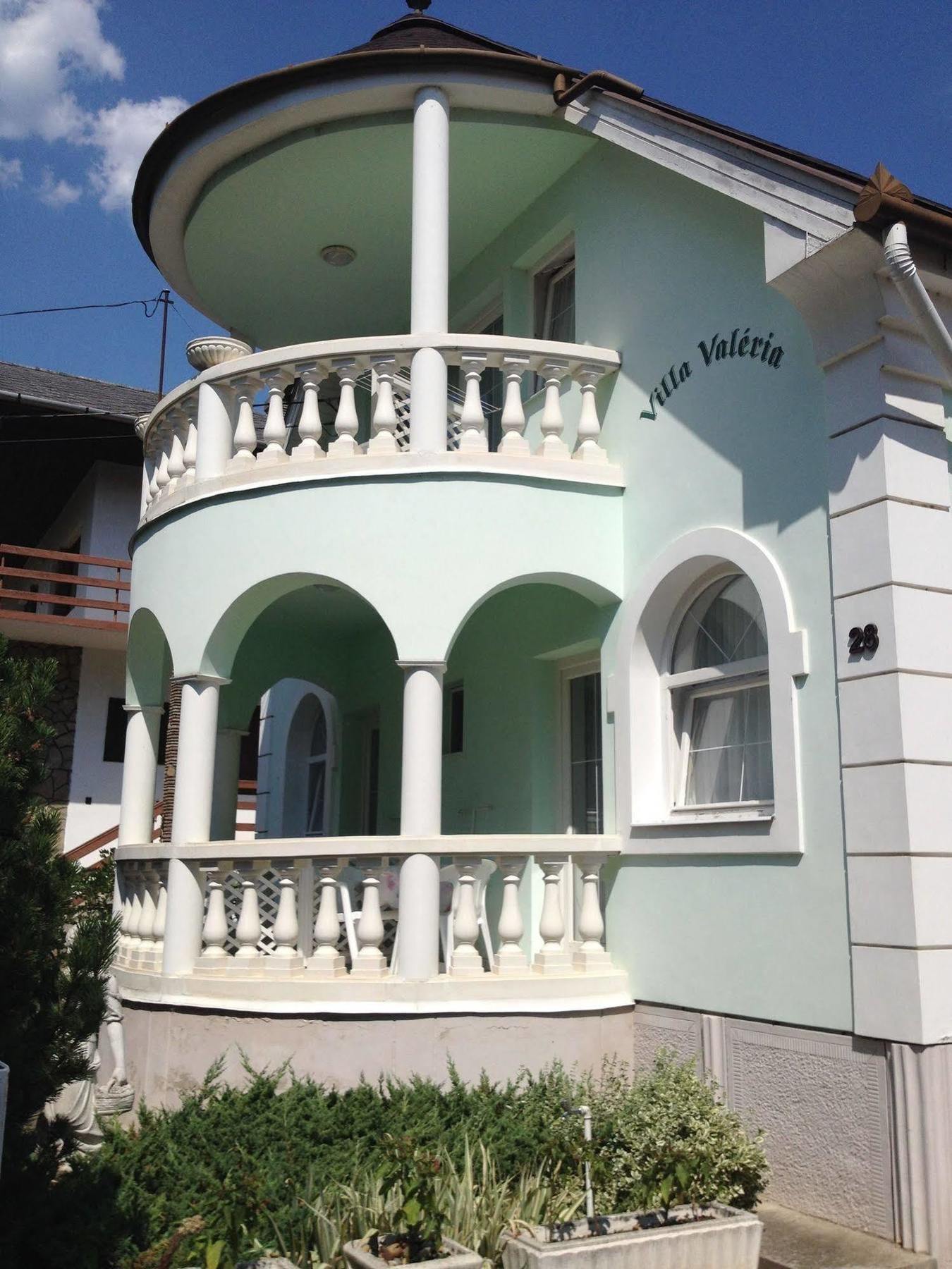 Villa Valeria ヘーヴィーズ エクステリア 写真